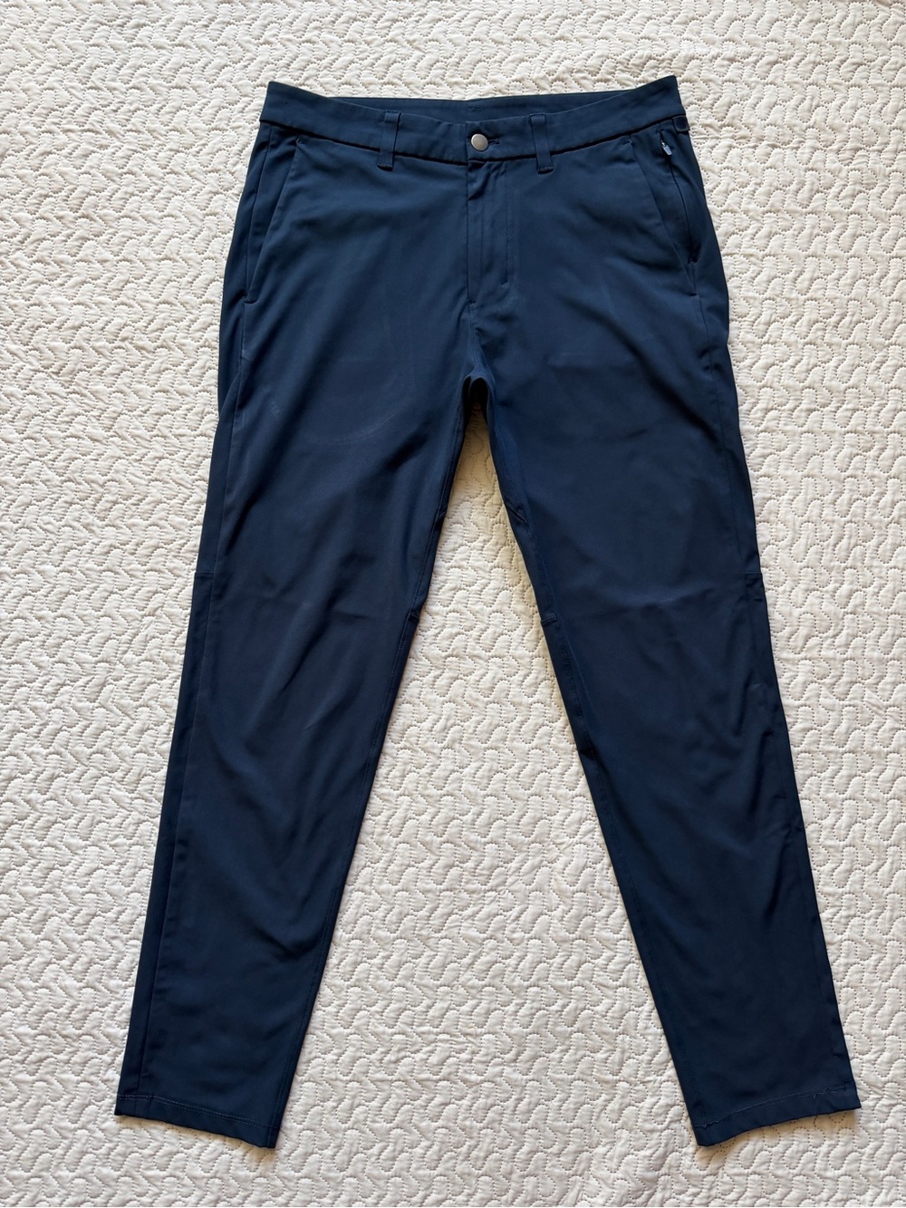Lululemon Men’s Navy Blue Performance Pants Size 32x30 Tapered